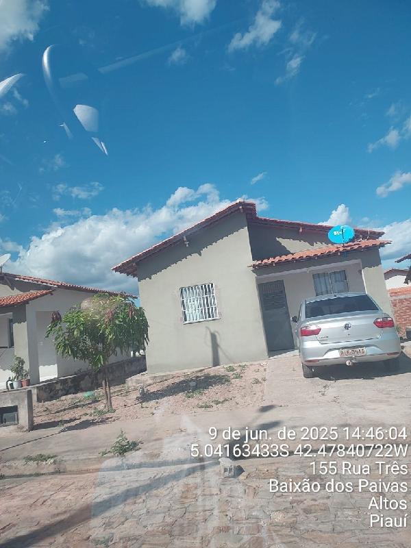 Imóvel com localização privilegiada — Casa no Baixão do Paiva, Altos - PI, Nº 83, 2 quartos, 200m²