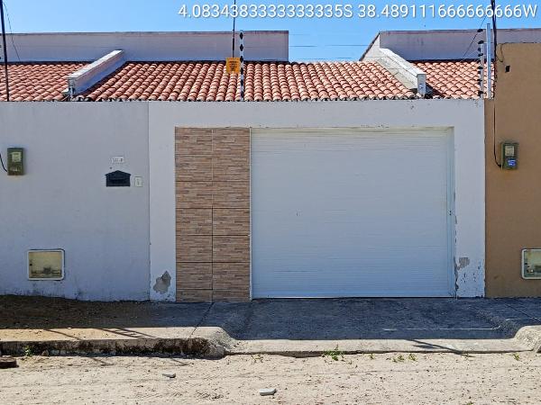 Excelente imóvel — Casa no Mal Cozinhado, Horizonte - CE, Nº 151-D, 2 quartos, 1 vaga, 161,68m²