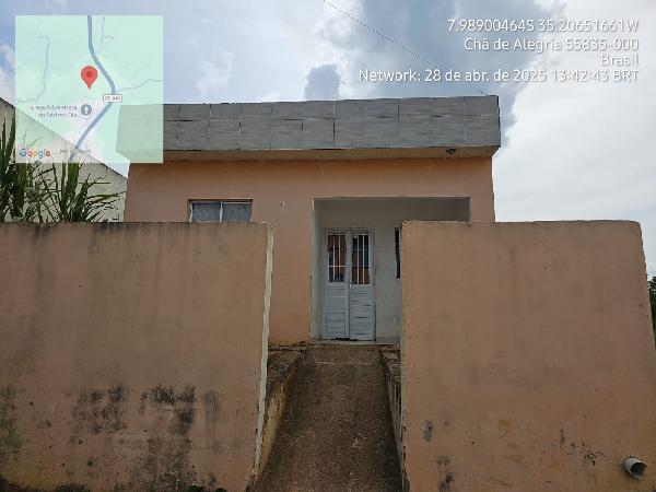 Imóvel com potencial — Casa em Cha de Alegria - PE, 2 quartos, 127,5m²