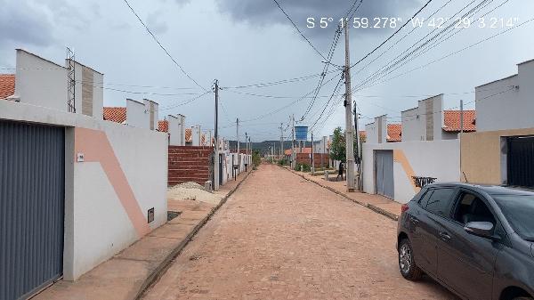 Imóvel para investir — Casa no Tranqueira, Altos - PI, Nº 90, 2 quartos, 210m²