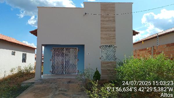 Oferta imperdível — Casa no Tranqueira, Altos - PI, Nº 161, 2 quartos, 210m²