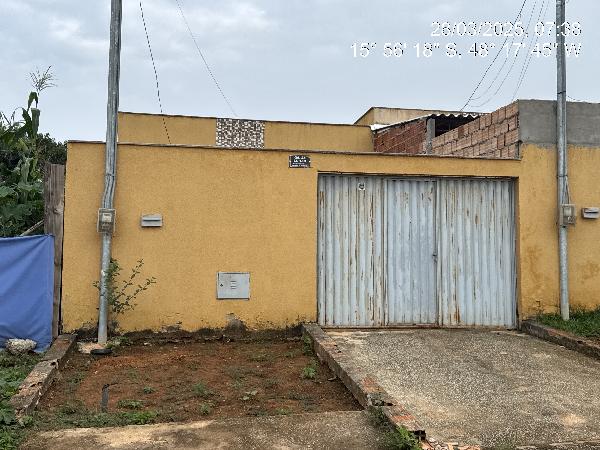 Oportunidade para você — Casa no Parque Santo Antonio, Santo Antonio do Descoberto - GO, N. SN LT 13-B QD 23, 2 quartos, 180m²