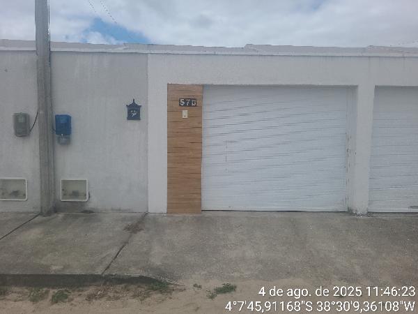 Imóvel com bom aproveitamento — Casa no Alto Alegre, Horizonte - CE, Nº 57, 2 quartos, 1 vaga, 639,17m²