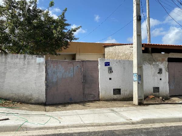 Excelente oportunidade — Casa no Vista Alegre, Sao Goncalo - RJ, Nº 451, 2 quartos, 1 vaga, 210,49m²