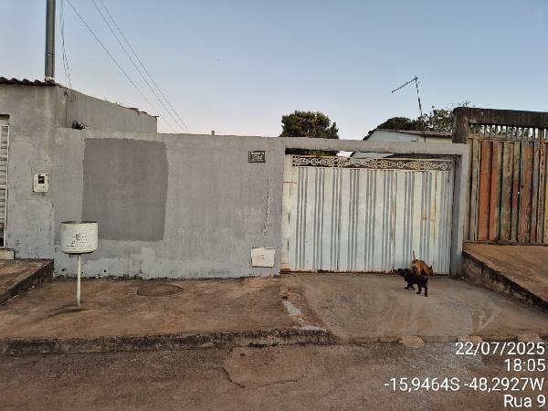 Chance única — Casa no Vila Esperanca, Santo Antonio do Descoberto - GO, N. SN CS, 2 quartos, 1 vaga, 250m²