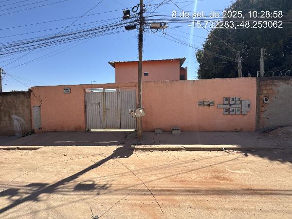 Imóvel com localização privilegiada — Apartamento no Jardim Perola da Barragem I, Aguas Lindas de Goias - GO, Apto 201, 2 quartos, 1 vaga, 63,15m²