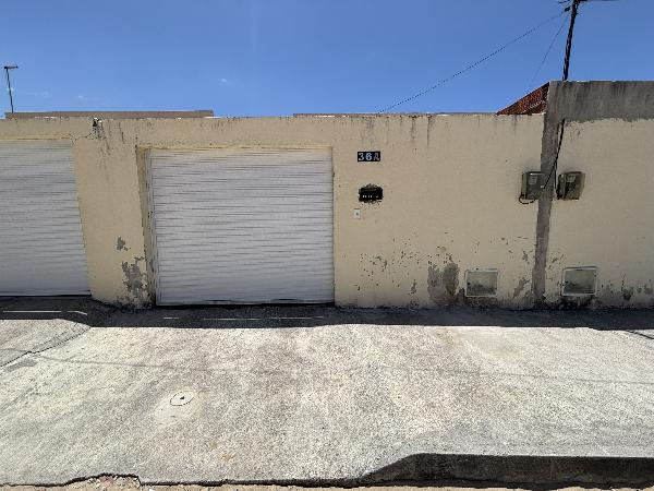Imóvel com ótimo padrão — Casa no Destrito Dourado, Horizonte - CE, Nº 36-A, 2 quartos, 1 vaga, 60,7m²