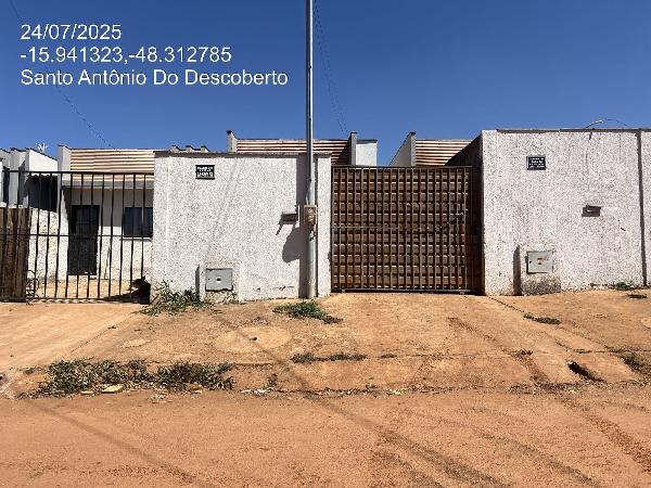 Imóvel com localização privilegiada — Casa no Pq Estrela Dalva Xvi, Santo Antonio do Descoberto - GO, Nº S, 3 quartos, 153m²