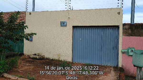 Imóvel com boa estrutura — Casa no Parque Santo Antonio, Santo Antonio do Descoberto - GO, N. SN LT 04-B QD 23, 2 quartos, 180m²