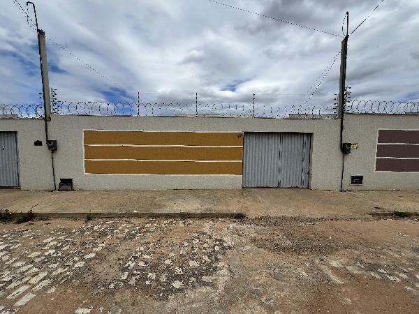 Imóvel em local estratégico — Casa no Redencao, Mossoro - RN, Nº 510, 2 quartos, 310,2m²