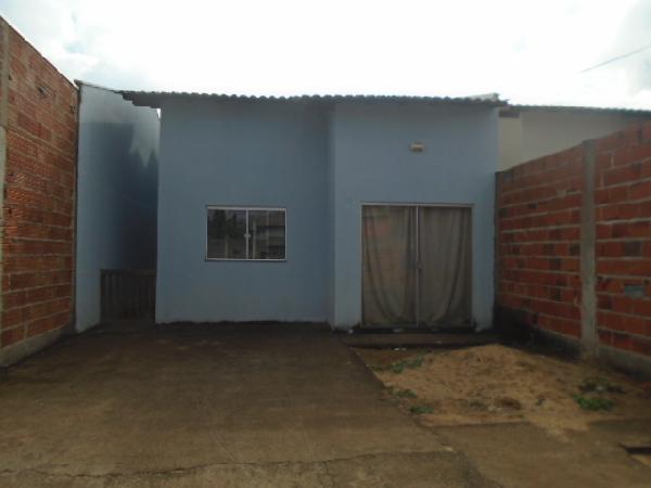 Casa, 2 quartos, 203 m² - Foto 1