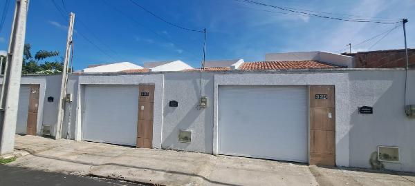Oferta especial — Casa no Mal Cozinhado, Horizonte - CE, Nº 32C, 2 quartos, 1 vaga, 997,41m²