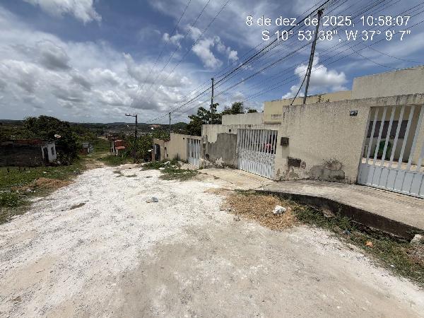 Imóvel bem posicionado — Casa no Jardim Rosa de Maio, Nossa Senhora do Socorro - SE, Nº 98, 2 quartos, 1 vaga, 150m²