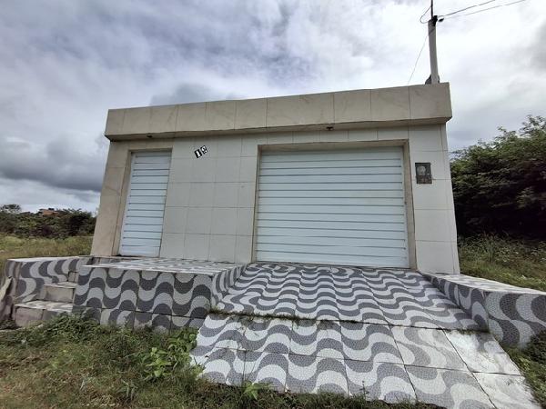 Imóvel com grande valor — Casa no Lot Portal Kennedy I, Belo Jardim - PE, Nº 112, 2 quartos, 189m²