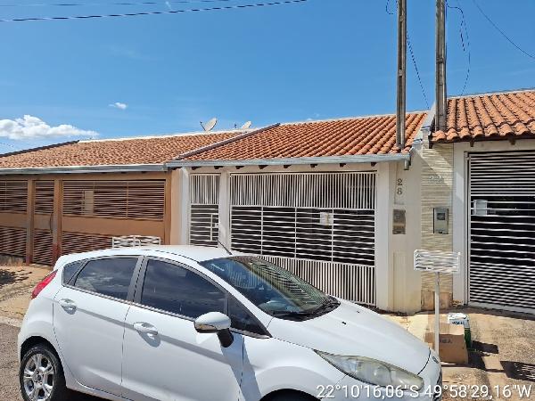 Oportunidade valiosa — Casa no Jardim Santa Antonieta, Marilia - SP, Nº 28, 2 quartos, 125m²