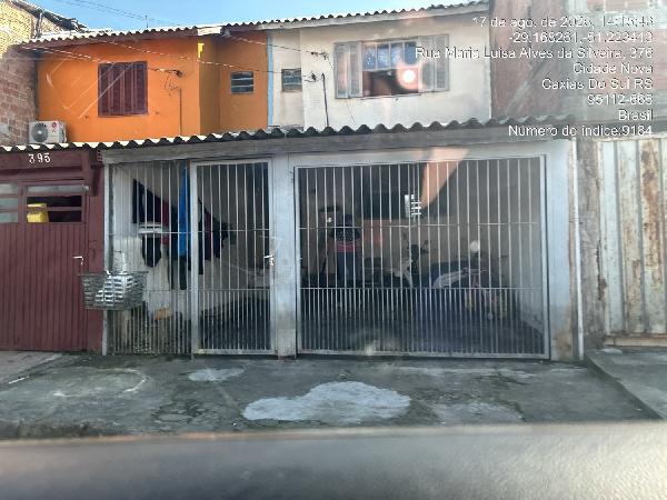 Imóvel com excelente proposta — Sobrado no Cidade Nova, Caxias do Sul - RS, Nº 391, 2 quartos, 1 vaga, 75m²