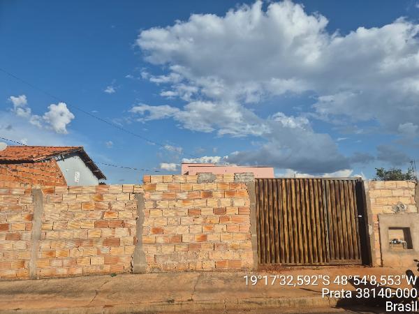 Oportunidade valiosa — Casa no Progresso, Prata - MG, Nº 240, 2 quartos, 300m²