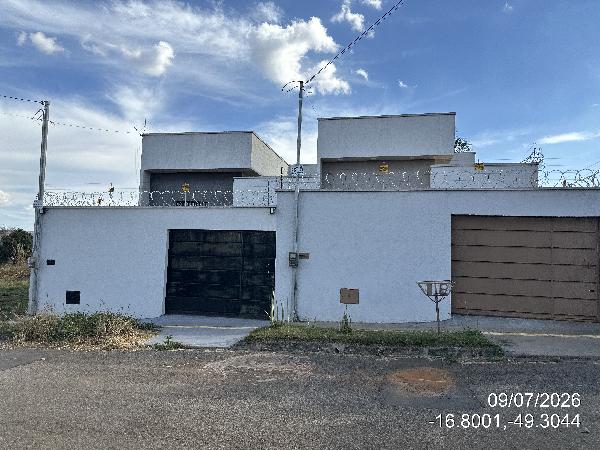 Imóvel com boa estrutura — Casa no Parque das Nacoes, Aparecida de Goiania - GO, Nº S, 2 quartos, 1 vaga, 203m²
