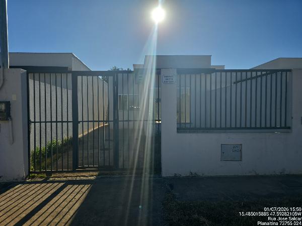 Grande oportunidade — Casa no Jd Paqueta, Planaltina - GO, N. SN LT 21A RUA ITÁPOLIS, 2 quartos, 180m²