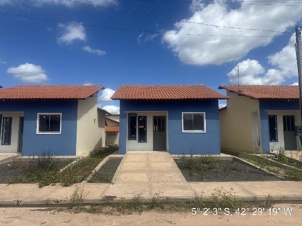 Oferta com excelente localização — Casa no Buritizinho, Altos - PI, Nº 397, 2 quartos, 160m²