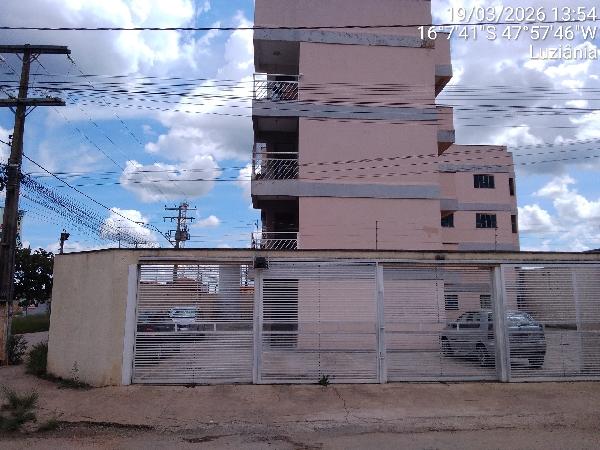 Imóvel com potencial de valorização — Apartamento no Jardim Zuleika, Luziania - GO, Apto 404, 2 quartos, 1 vaga, 54,86m²
