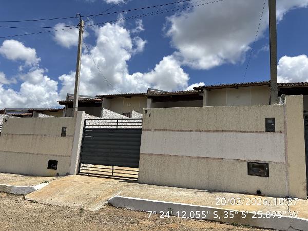 Imóvel com localização privilegiada — Casa no Lot Pedra Bella, Itambe - PE, Nº 571, 2 quartos, 125m²