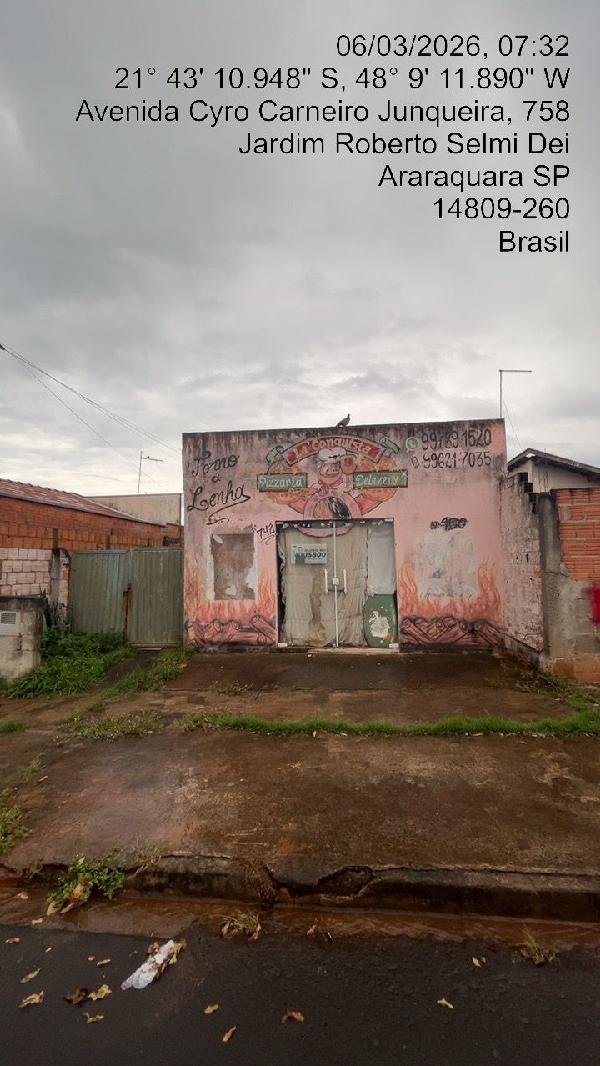 Ótima oportunidade — Casa no Laura Molina, Araraquara - SP, Nº 742, 2 quartos, 1 vaga, 200m²