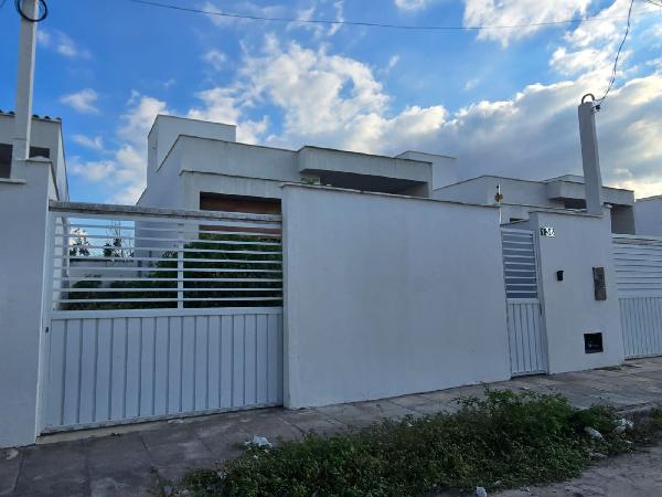 Imóvel com boa estrutura — Casa no Aviario, Feira de Santana - BA, Nº 136, 2 quartos, 125,1m²