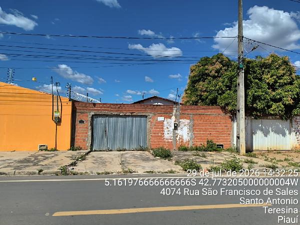 Excelente imóvel — Casa no Santo Antonio, Teresina - PI, Nº 3715, 3 quartos, 1 vaga, 300m²