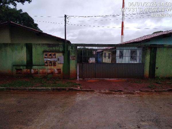 Imóvel com boa estrutura — Casa no Parque Estrela Dalva Ix, Luziania - GO, N. SN CS01, 2 quartos, 1 vaga, 85m²
