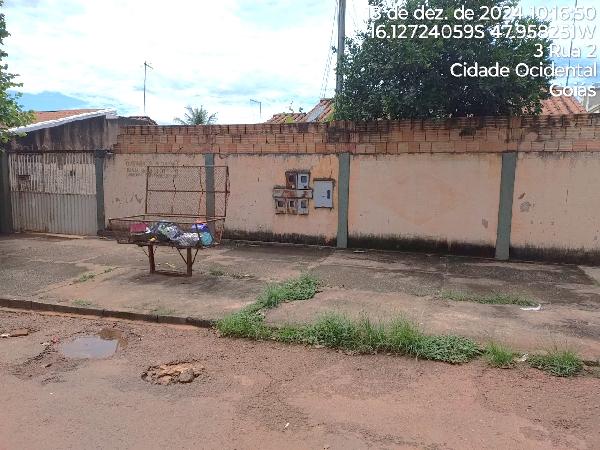 Imóvel bem posicionado — Casa no Jardim Central, Luziania - GO, Nº S, 2 quartos, 1 vaga, 132m²