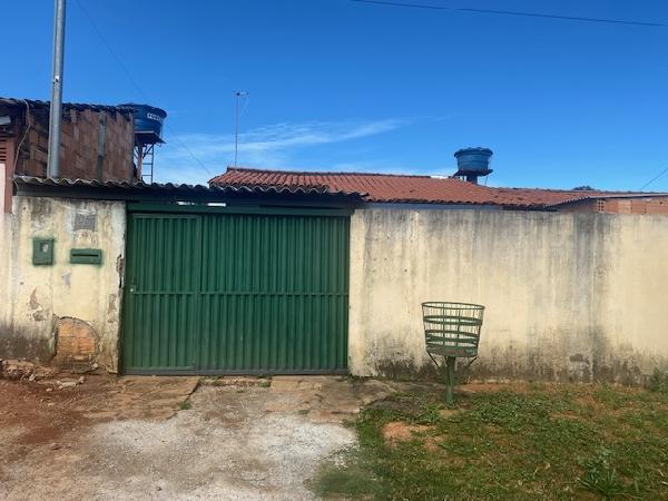 Casa, 3 quartos, 200 m² - Foto 1
