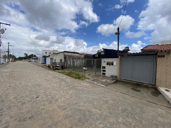 Oferta com vantagem — Casa no Boa Vista, Santa Rita - PB, Nº 82, 2 quartos, 1 vaga, 300m²