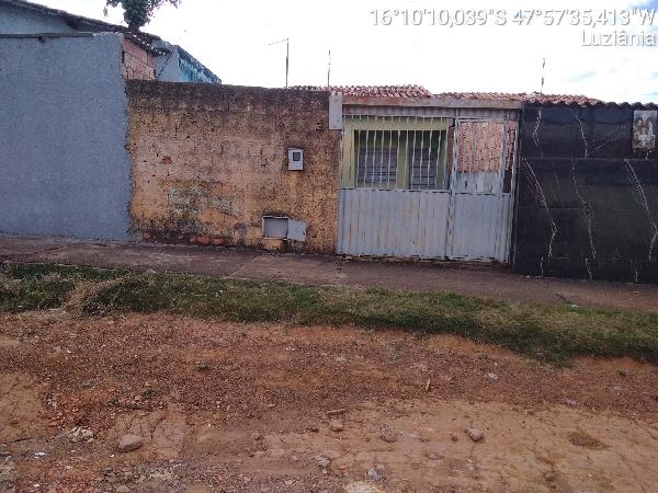 Imóvel com ótimo padrão — Casa no Parque Estrela Dalva X, Luziania - GO, N. SN CASA 02, 2 quartos, 1 vaga, 180m²