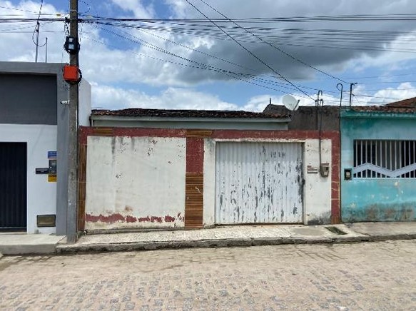 Ótima oportunidade — Casa no Centro, Olho D'agua das Flores - AL, Nº 85, 167,96m²