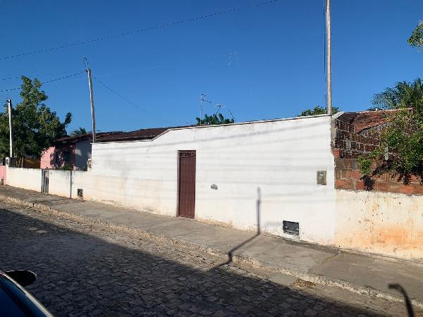 Imóvel com localização privilegiada — Casa no Centro, Ceara-mirim - RN, Nº 683, 2 quartos, 200m²