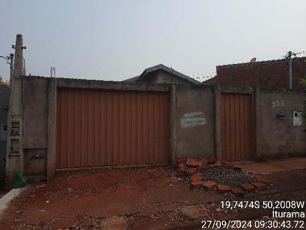 Imóvel com ótimo padrão — Casa no Pres Vera Lucia Elia, Iturama - MG, Nº 225, 2 quartos, 1 vaga, 180m²