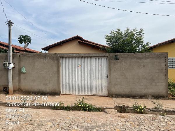 Oferta promissora — Casa no Centro, Altos - PI, Nº 285, 2 quartos, 250m²