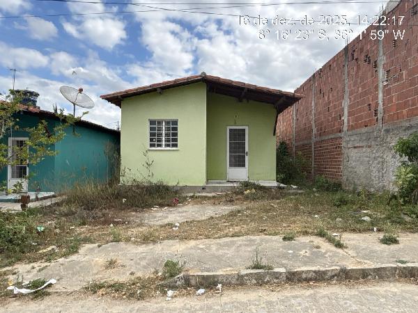 Grande chance — Casa no Boa Vista, Caruaru - PE, Nº 251, 2 quartos, 160,55m²