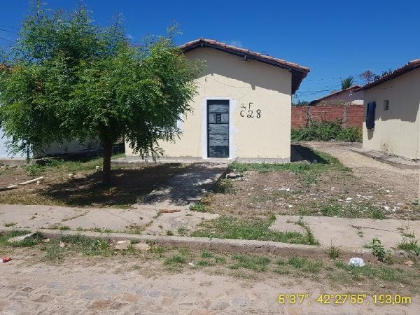 Imóvel para morar ou investir — Casa no Bairro Santa Luz, Altos - PI, Nº 105, 2 quartos, 200m²