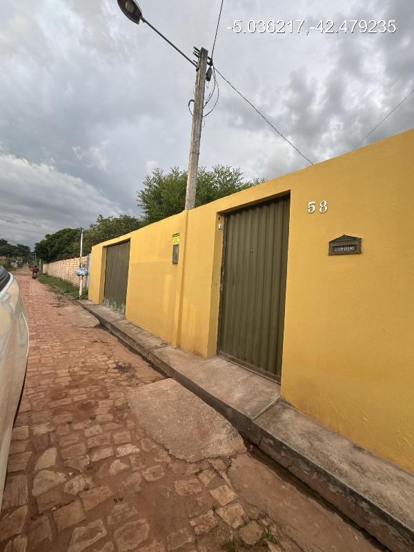 Grande chance — Casa no Tranqueira, Altos - PI, Nº 48, 2 quartos, 1 vaga, 200m²