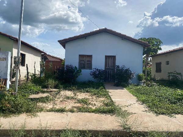 Oportunidade para você — Casa no Bairro Santa Luz, Altos - PI, Nº 65, 2 quartos, 1 vaga, 200m²