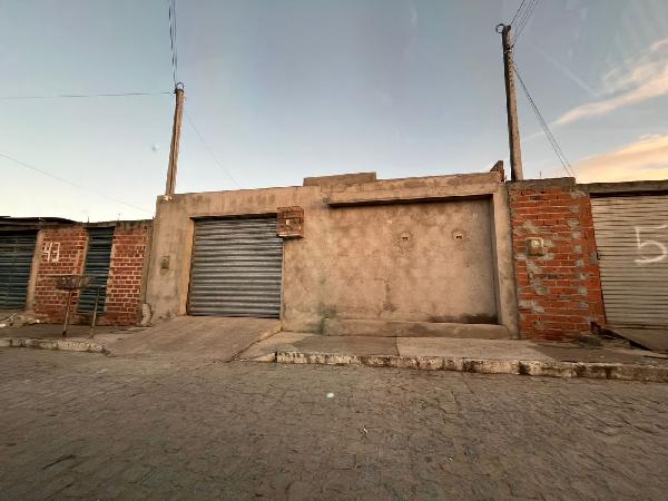 Imóvel selecionado — Casa no Euno Andrade da Silva, Belo Jardim - PE, Nº 47, 2 quartos, 1 vaga, 148,2m²