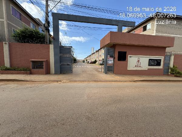 Imóvel com boa estrutura — Apartamento no Setor de Chacaras Anhanguera C, Valparaiso de Goias - GO, Apto 01, 2 quartos, 1 vaga, 47,03m²