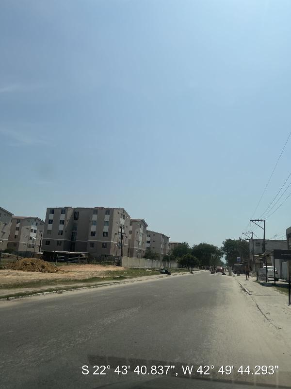 Imóvel com localização privilegiada — Apartamento no Venda das Pedras, Itaborai - RJ, Apto 202, 2 quartos, 1 vaga, 43,95m²