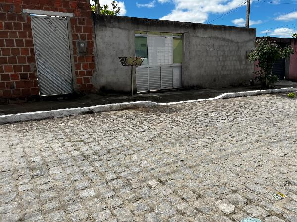 Imóvel selecionado — Casa no Euno Andrade da Silva, Belo Jardim - PE, Nº 32, 2 quartos, 1 vaga, 148,2m²