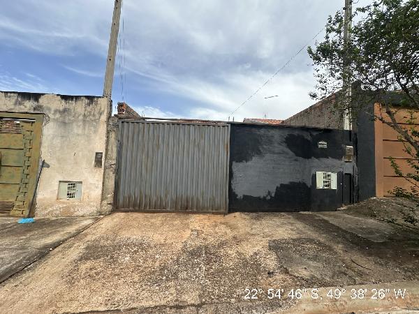 Imóvel em ótima região — Casa no Residencial California, Santa Cruz do Rio Pardo - SP, Nº 296, 2 quartos, 2 vagas, 150m²