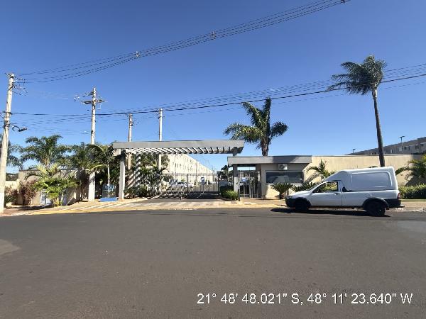 Excelente custo-benefício — Apartamento em Araraquara - SP, Apto 02, 2 quartos, 1 vaga, 43,06m²
