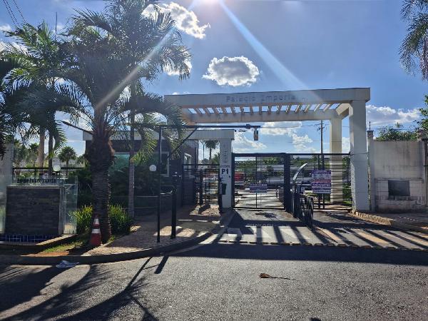 Imóvel com potencial — Apartamento no Reserva Real, Ribeirao Preto - SP, Apto 201, 2 quartos, 1 vaga, 41,85m²