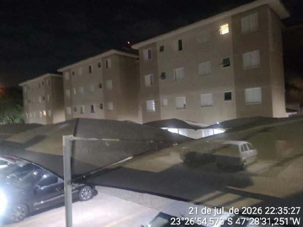Imóvel com potencial — Apartamento no Itavuvu, Sorocaba - SP, Apto 33, 2 quartos, 1 vaga, 44,53m²